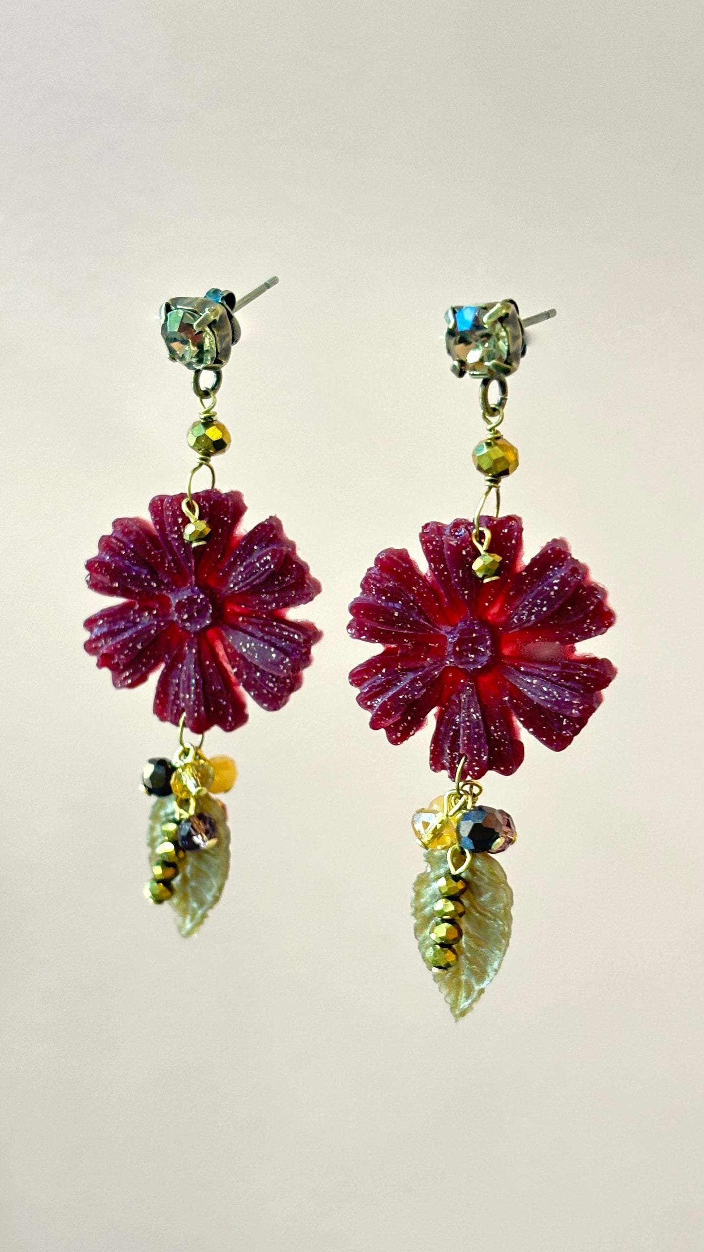 Pendientes flor mate granate P-34-176