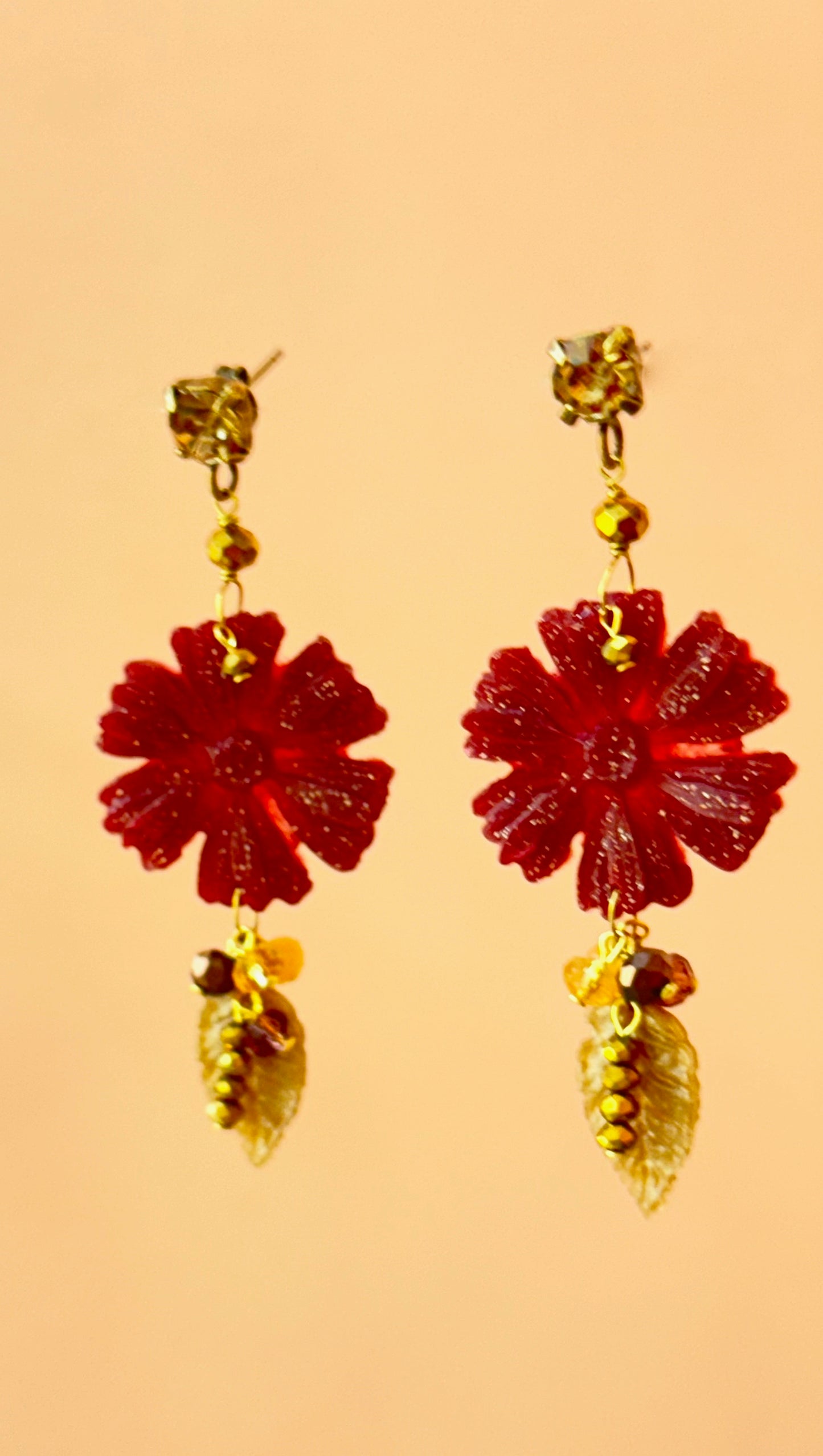 Pendientes flor mate granate P-34-176