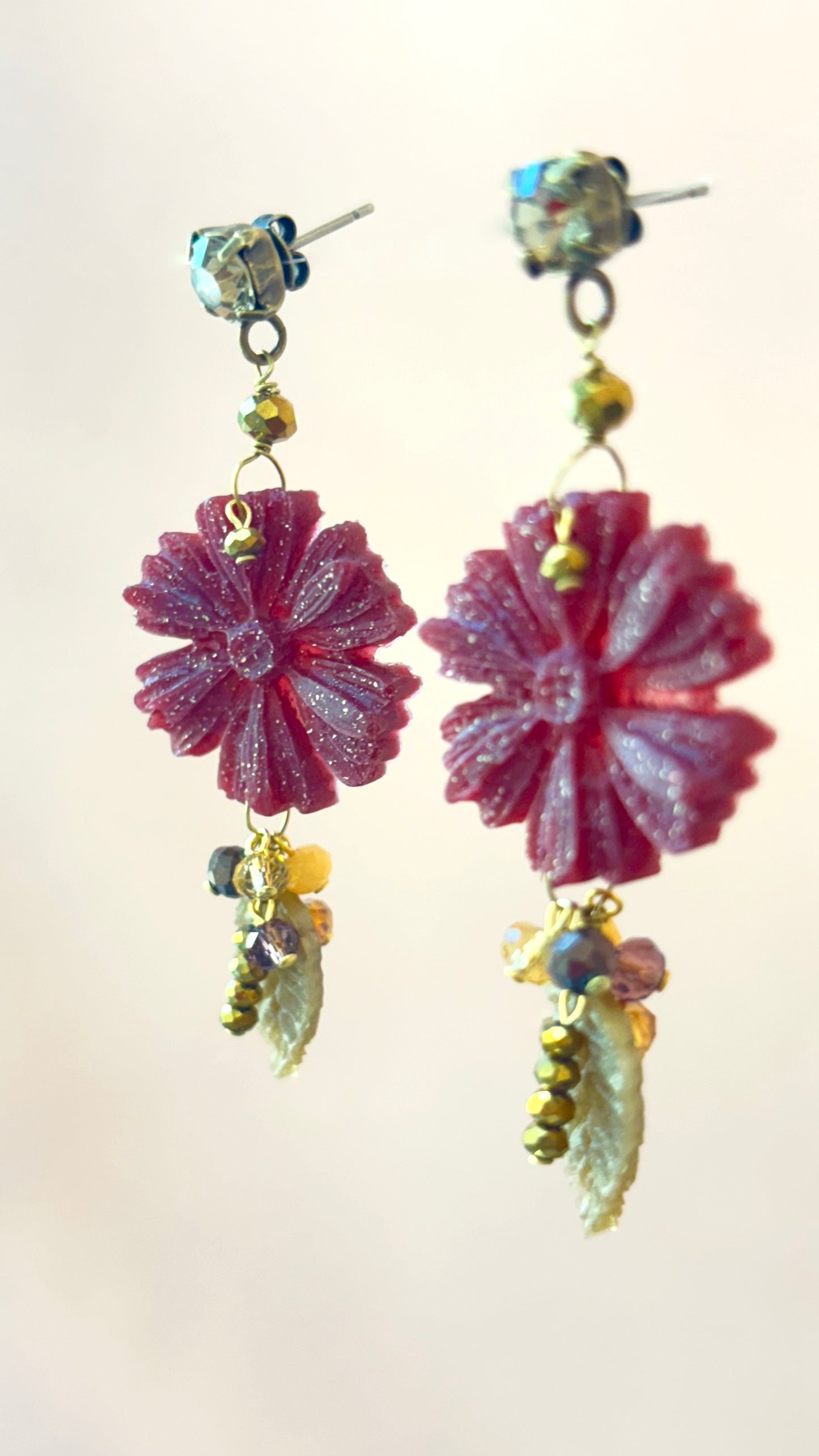 Pendientes flor mate granate P-34-176