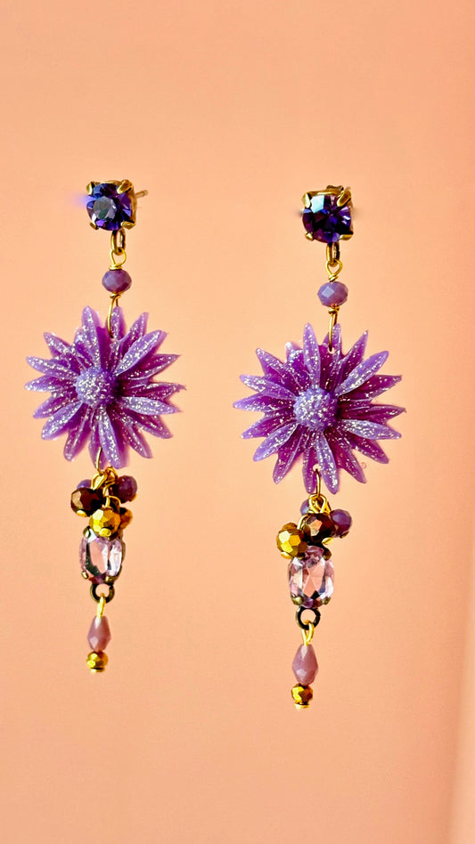 Pendientes lilas con flor y cristales-P-34-177